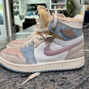 Women’s Air Jordan’s size 5